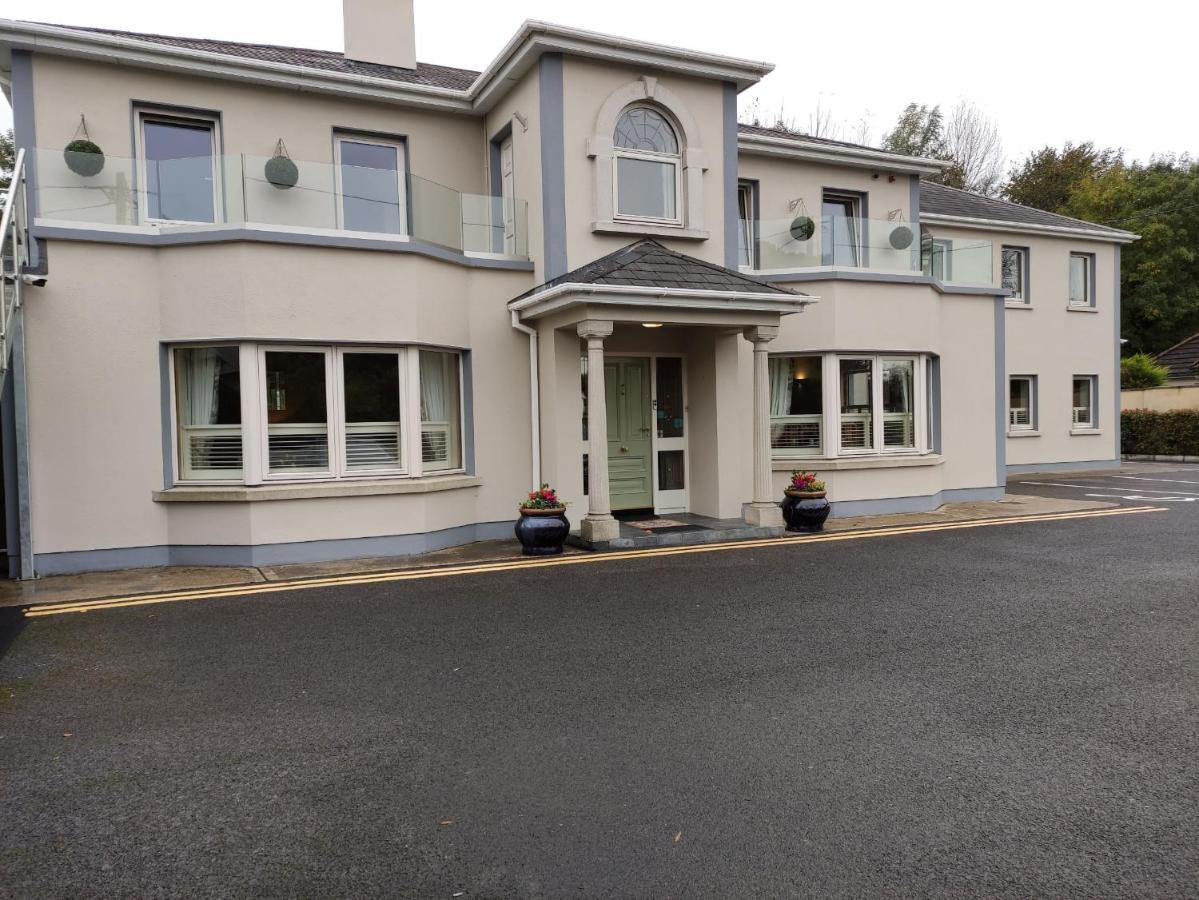 Ma Dwyer'S Guest Accommodation ナヴァン エクステリア 写真